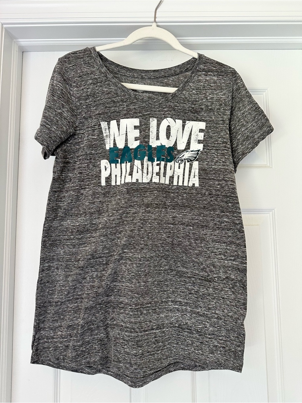Maternity NFL Philadelphia Eagles Gray Heather Crew Neck Tee M